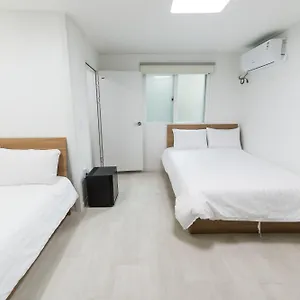 Kpop Haus Seoul